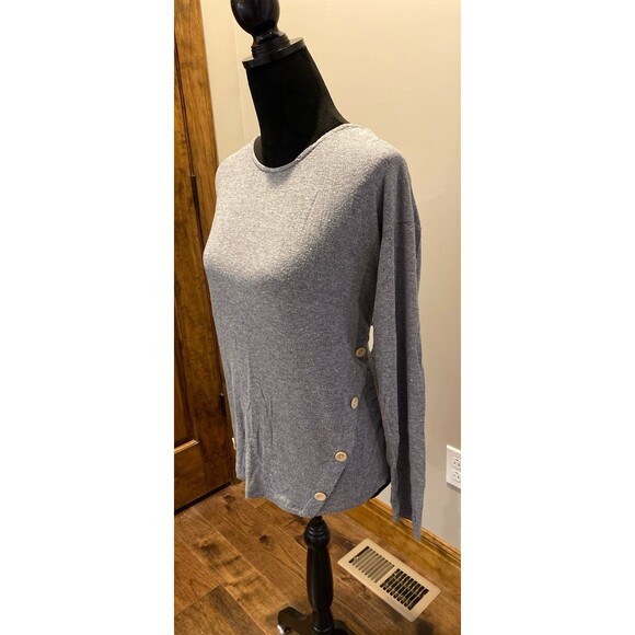 Blu Pepper T Shirt Blouse Size Medium Gray Pullover Patch Elbows Button Sides - Picture 4 of 12